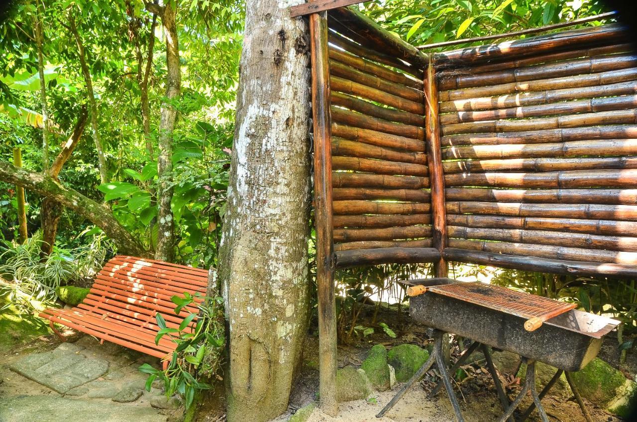 Ready Camp E Suites Da Cachoeira イーリャ・グランデ エクステリア 写真